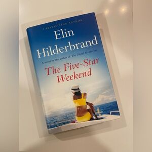 The Five-Star Weekend by Elin Hilderbrand